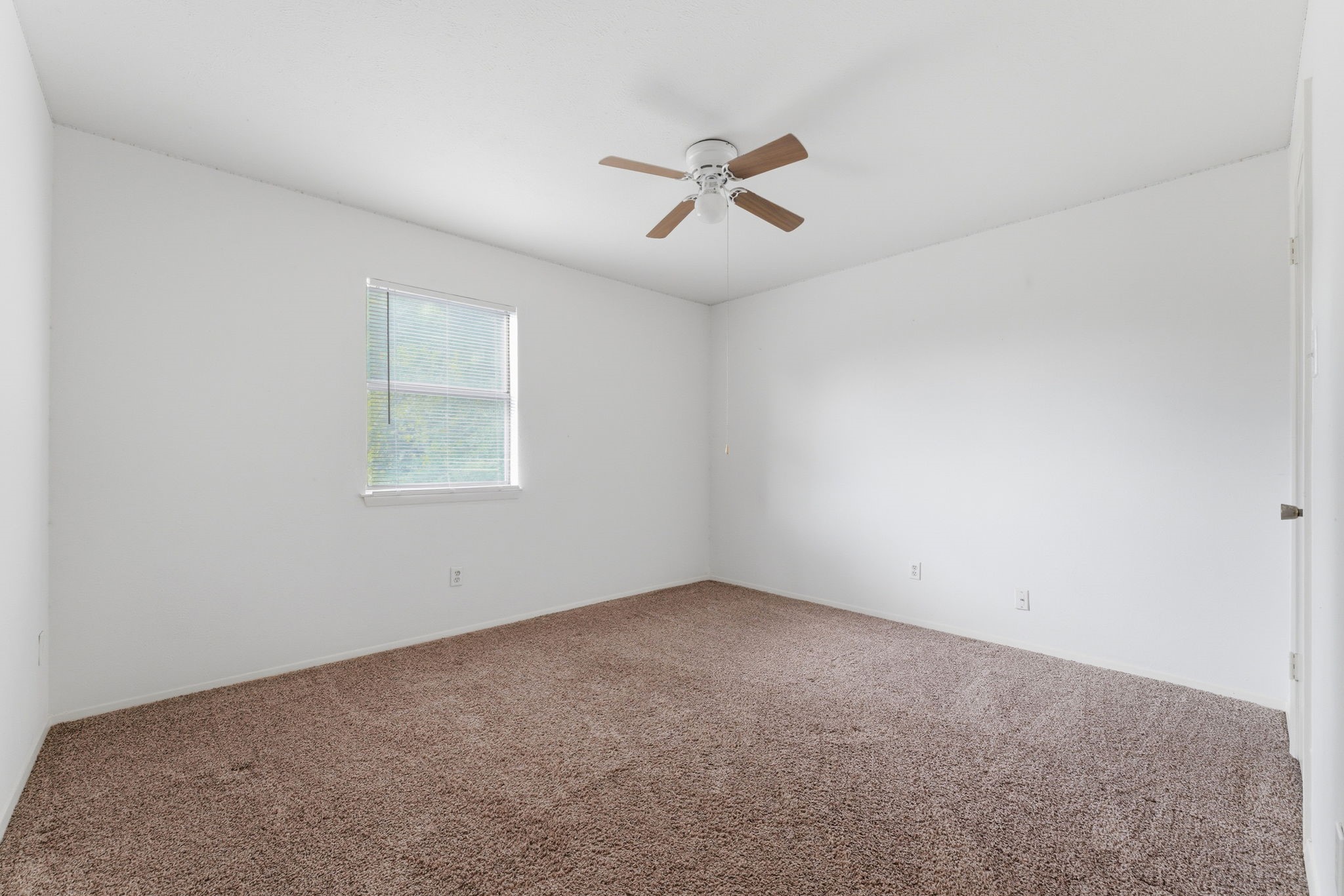 6914 Ten Curves Road Spring, TX 77379 - Photo 17 of 26 Second bedroom.