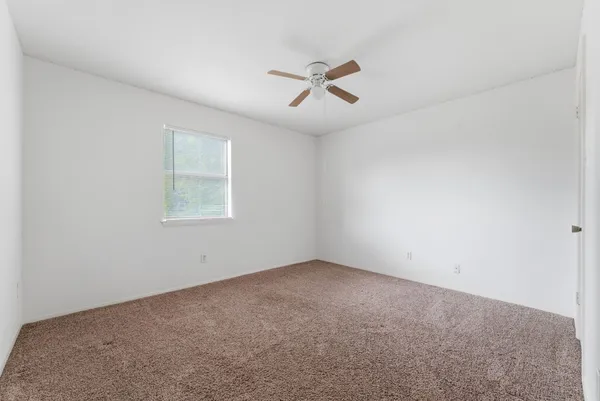 $199,999 | 6914 Ten Curves Road, Spring, TX 77379