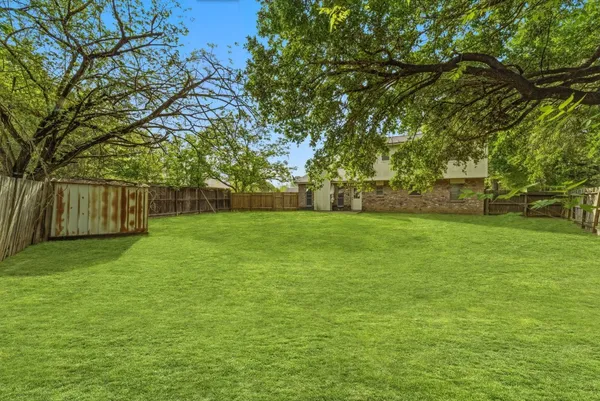 $199,999 | 6914 Ten Curves Road, Spring, TX 77379