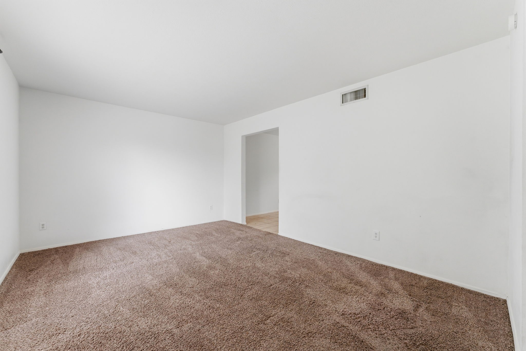 6914 Ten Curves Road Spring, TX 77379 - Photo 5 of 26 Large den perfect for office or secondary living room.