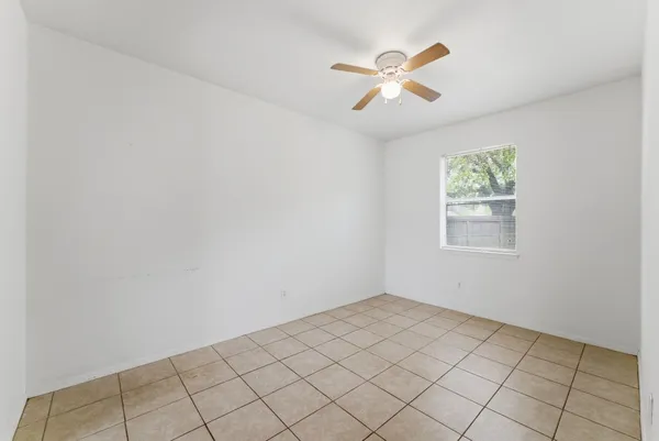 $199,999 | 6914 Ten Curves Road, Spring, TX 77379