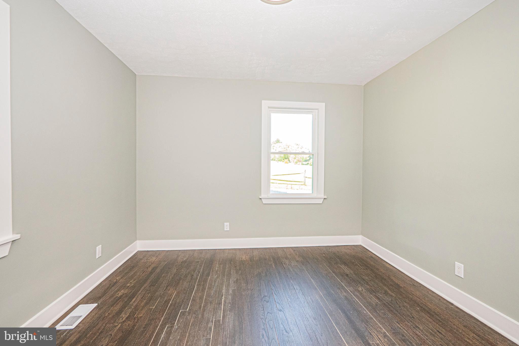 3170 Sykesville Road Westminster, MD 21157 - Photo 13 of 60