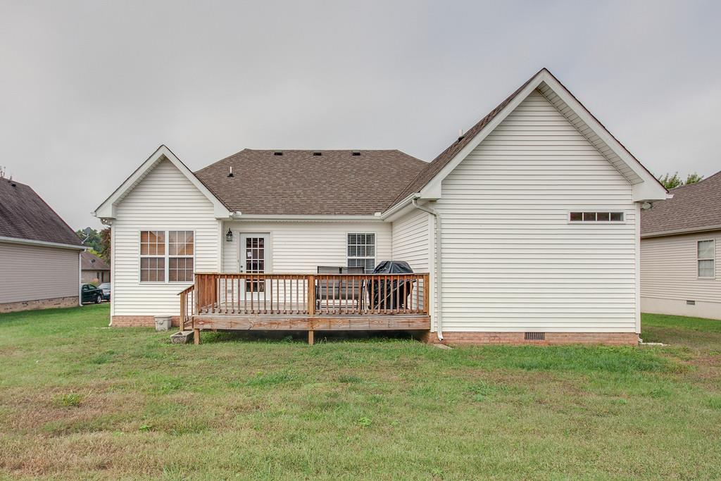 144 Fieldstone Lane Springfield, TN 37172 - Photo 22 of 24 a front view of a house with a garden