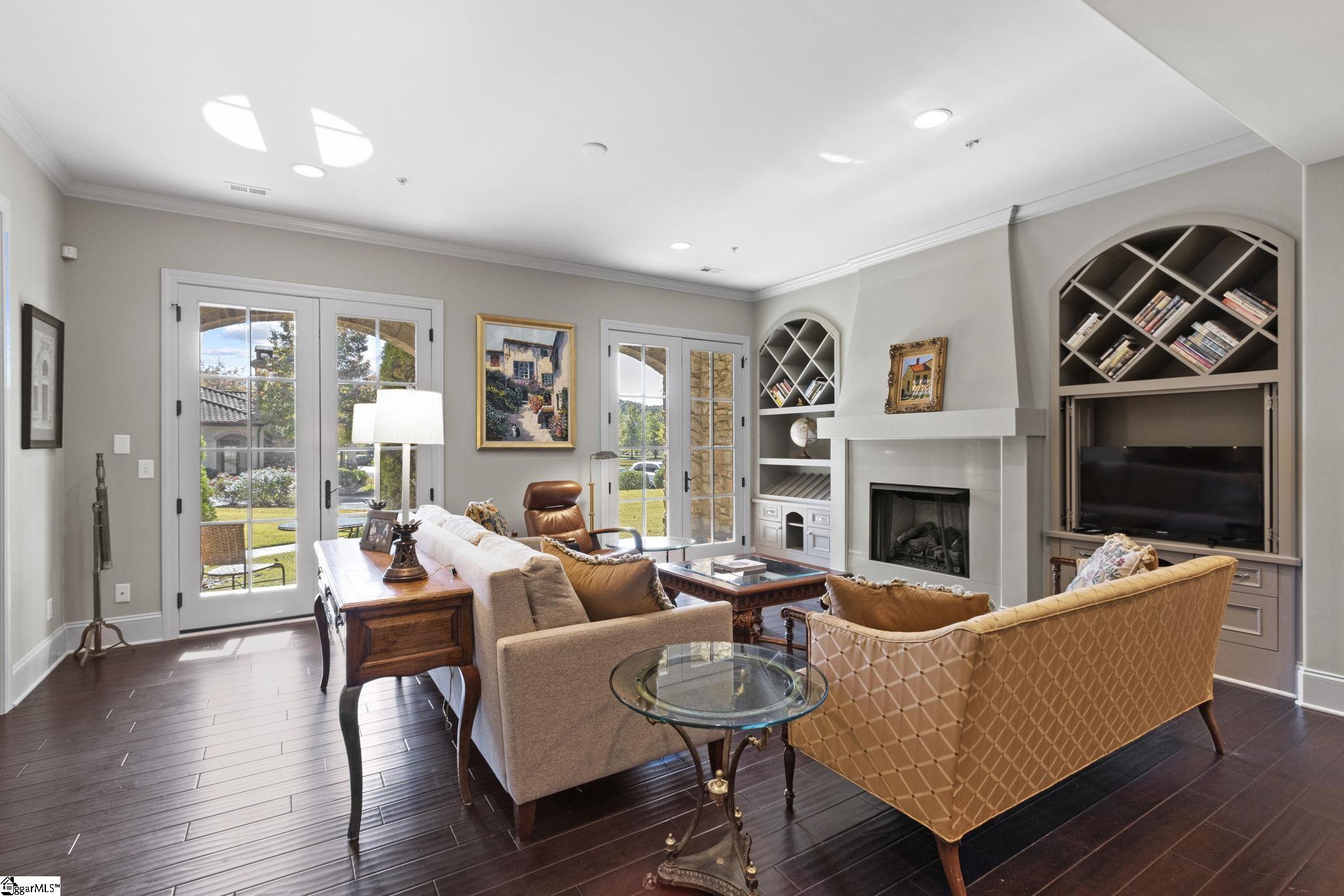 136 Botanical Circle Travelers Rest, SC 29690 - Photo 2 of 25