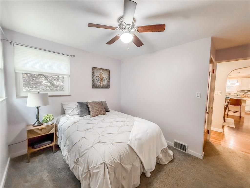 951 Logan Road Bethel Park, PA 15102 - Photo 23 of 37 Gallery Image 23