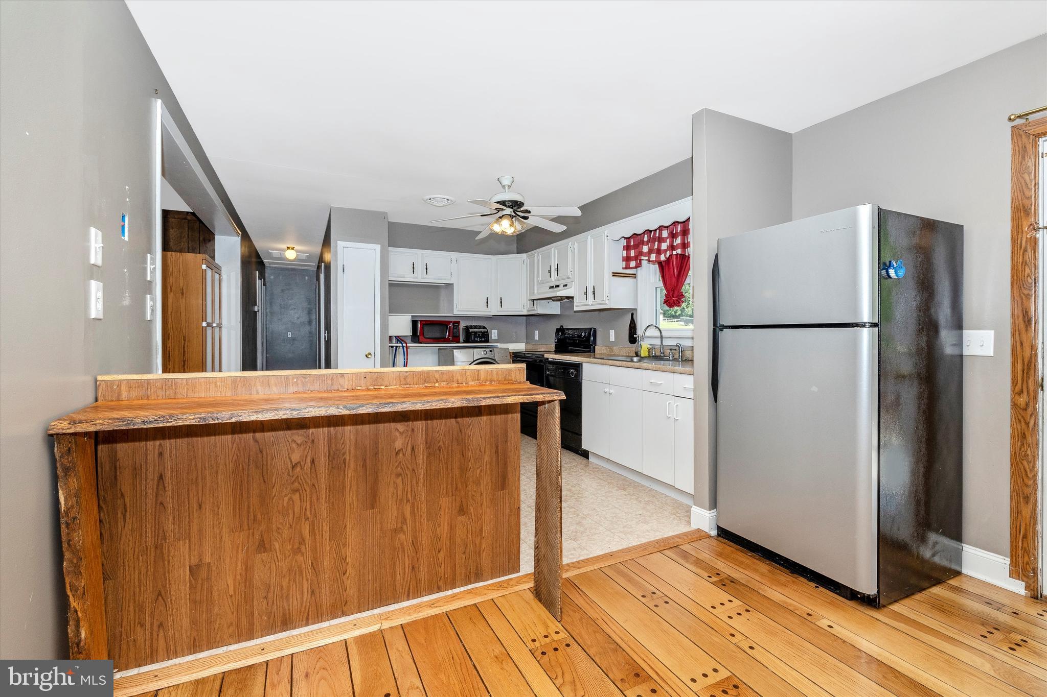 5327 Buffalo Road Mount Airy, MD 21771 - Photo 11 of 54 Kitchen