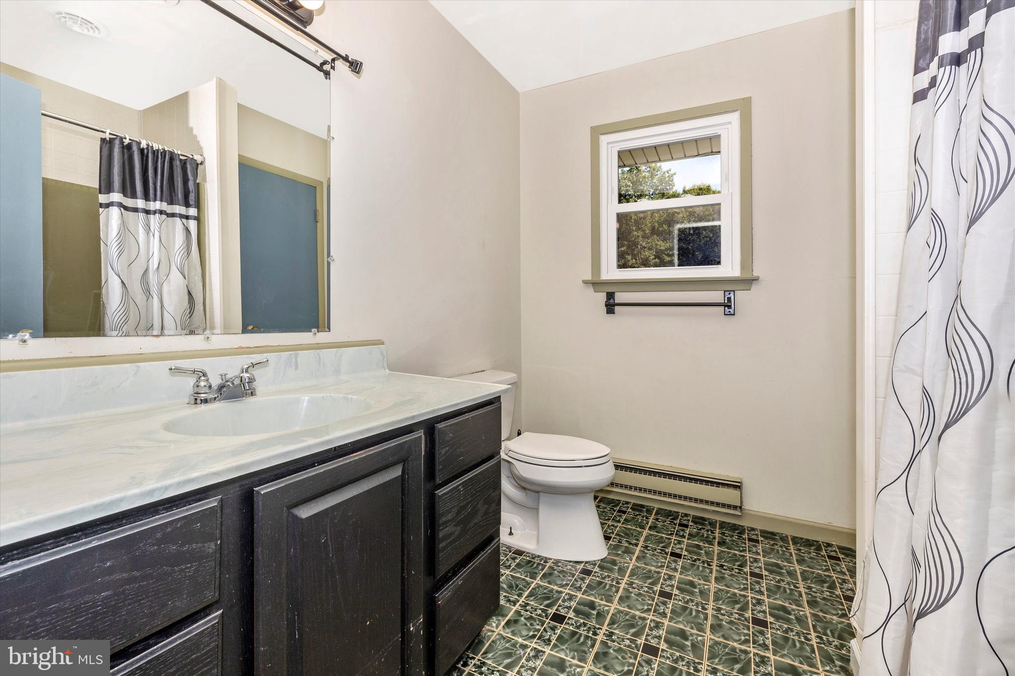 5327 Buffalo Road Mount Airy, MD 21771 - Photo 16 of 54 Hall Bath