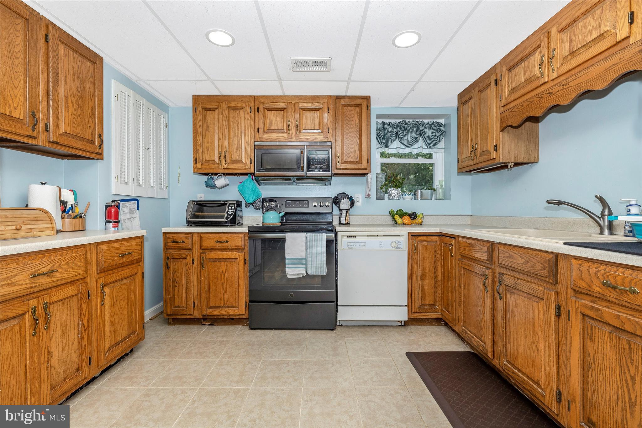 5327 Buffalo Road Mount Airy, MD 21771 - Photo 22 of 54 Lower Level Kitchen