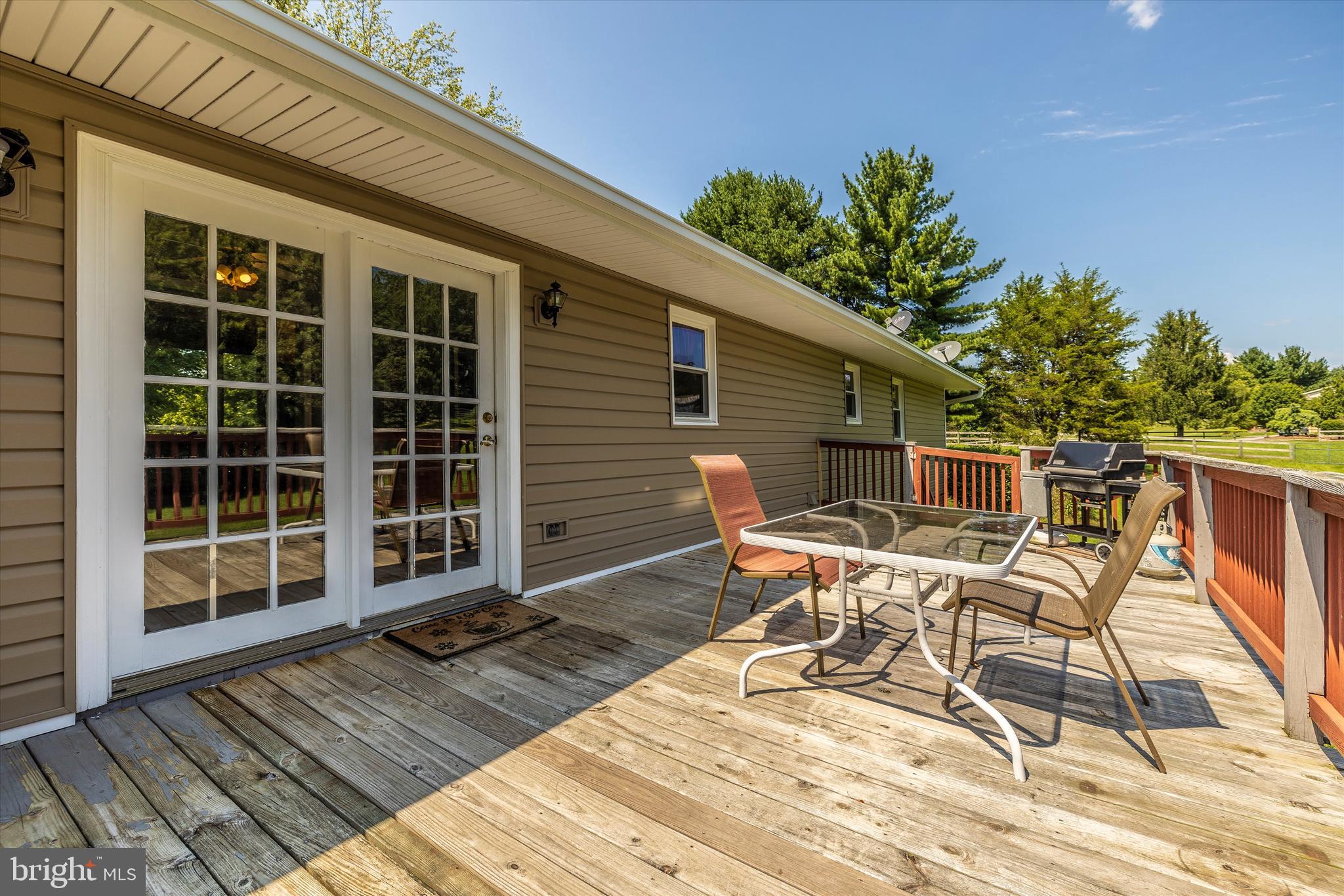 5327 Buffalo Road Mount Airy, MD 21771 - Photo 25 of 54 Deck off Kitchen