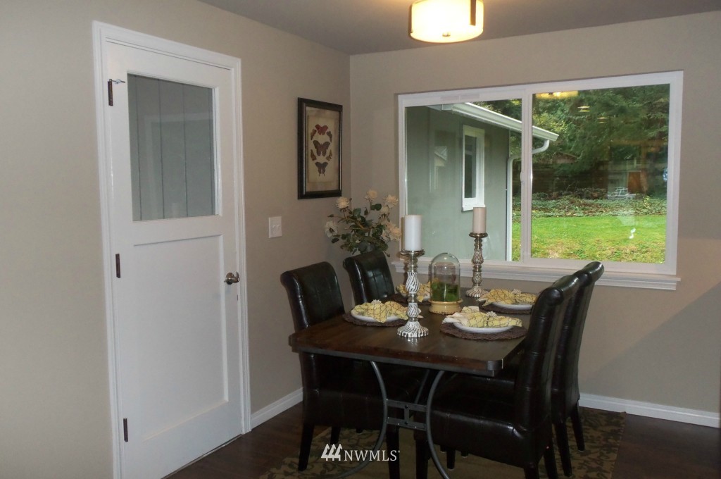 19129 Grannis Road Bothell, WA 98012 - Photo 6 of 17