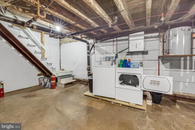 $995 | 707 West Girard Avenue, Unit 3R, Philadelphia, PA 19123