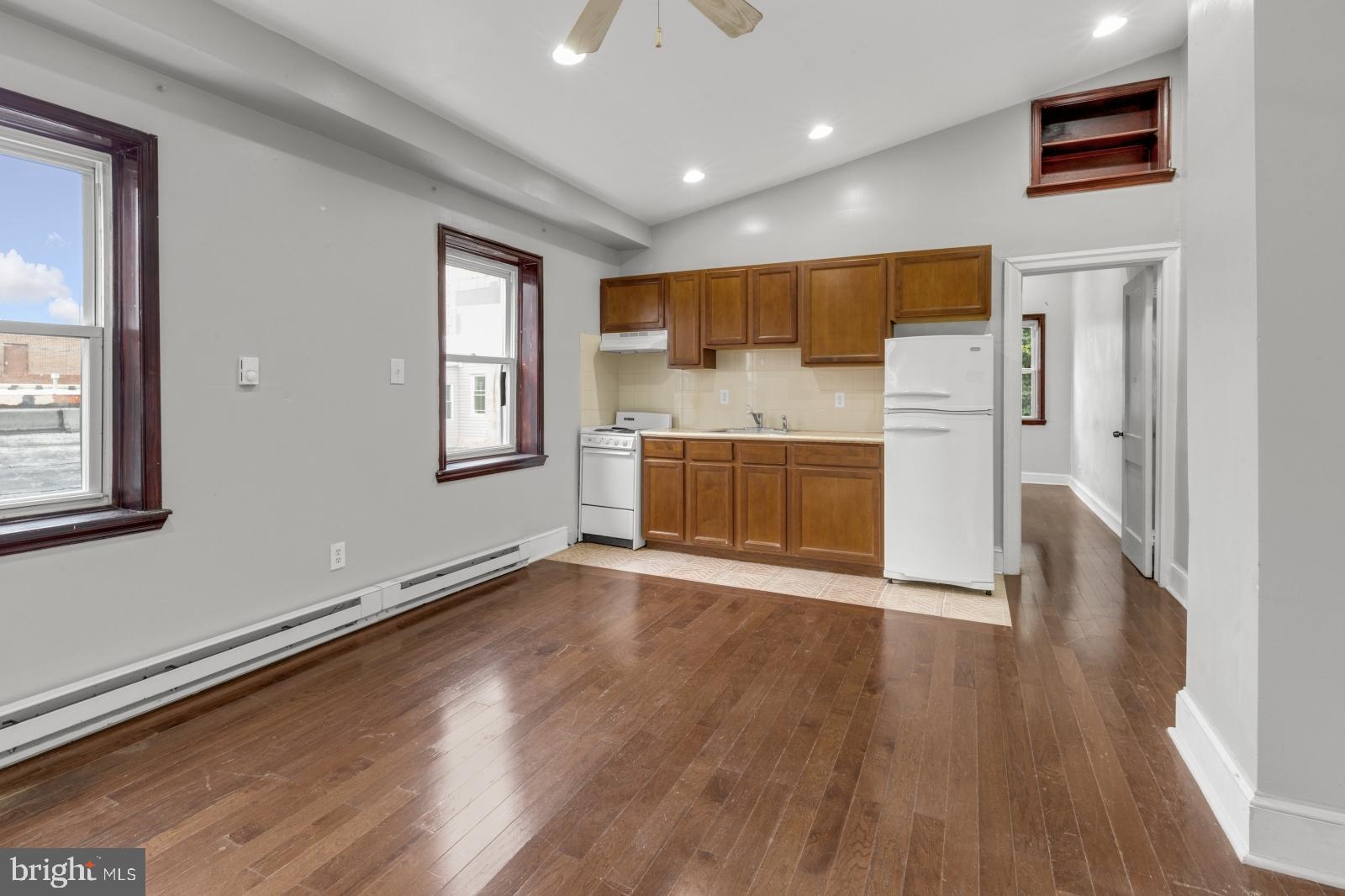 707 West Girard Avenue, Unit 3R Philadelphia, PA 19123 - Photo 6 of 19