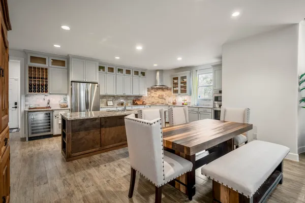 $744,500 | 3202 Ozark Street, Houston, TX 77021