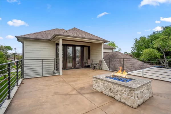 $744,500 | 3202 Ozark Street, Houston, TX 77021