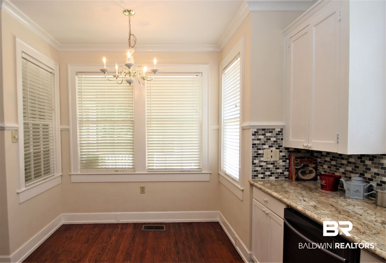 128 South Street Mobile, AL 36606 - Photo 10 of 38
