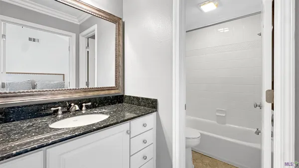 $2,100 | 7925 Jefferson Pl Boulevard, Baton Rouge, LA 70809