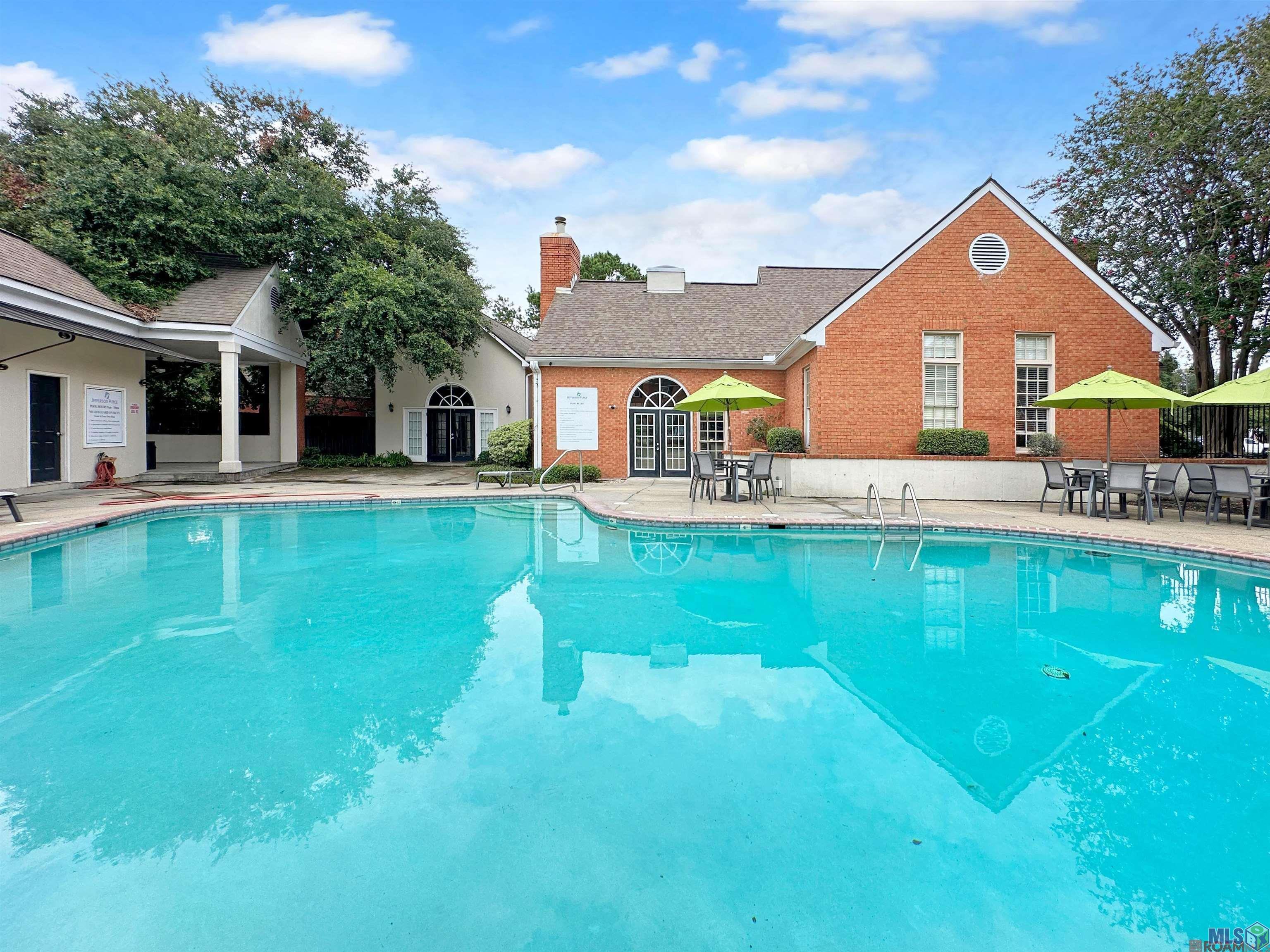 7925 Jefferson Pl Boulevard Baton Rouge, LA 70809 - Photo 2 of 18