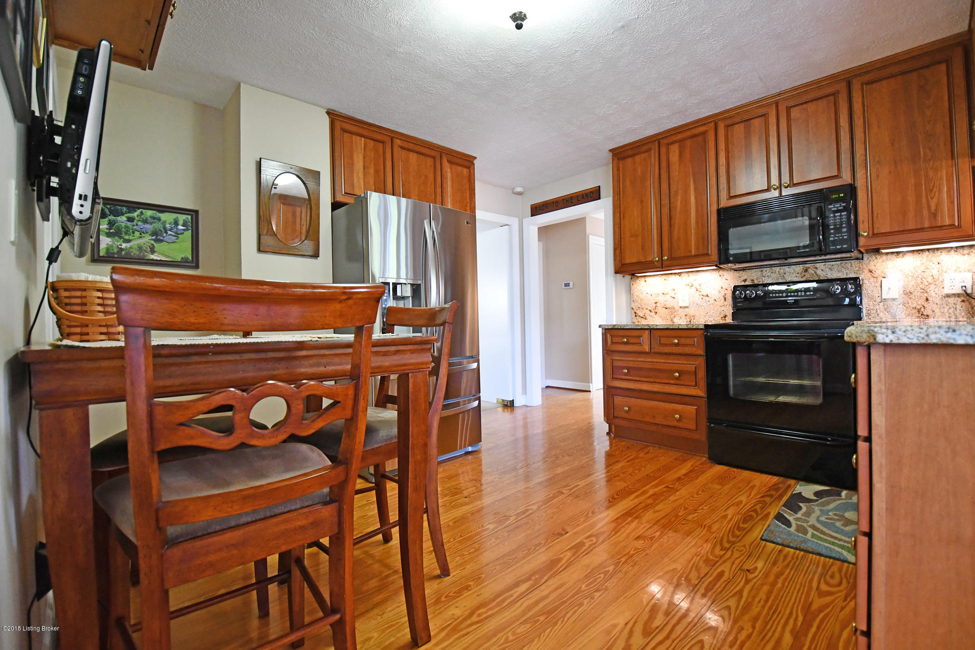 8110 Routt Road Louisville, KY 40299 - Photo 6 of 30 Kitchen-2