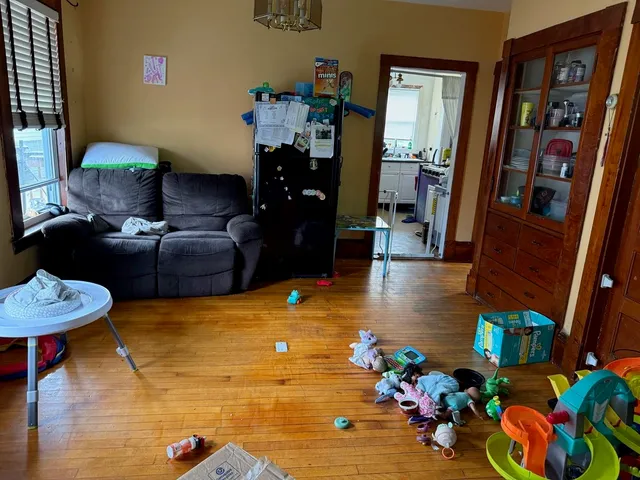 $505,000 | 6 Ray Street, Manchester, NH 03104