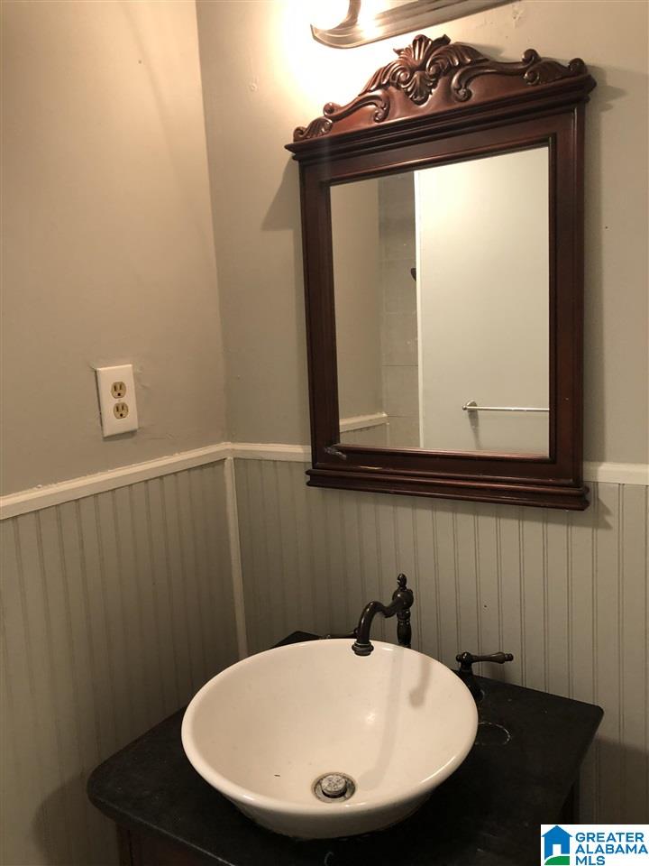 1648 18th Street Southwest Birmingham, AL 35211 - Photo 10 of 15