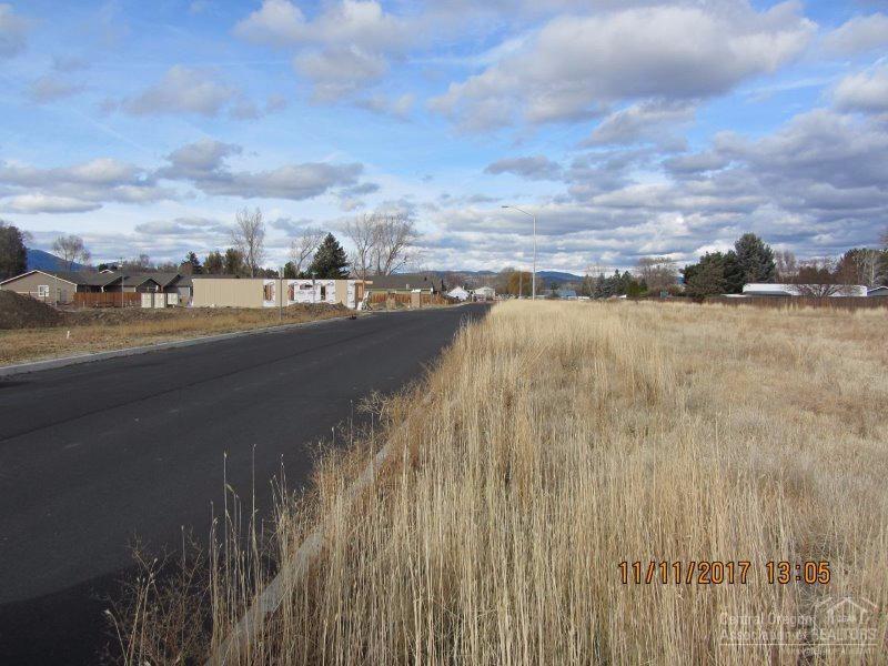 35 Northeast Colleen Road Prineville, OR 97754 - Photo 2 of 7 Additional Photo