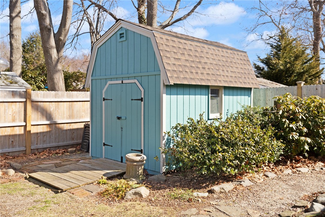 22 Grassy Plain Road East Providence, RI 02915 - Photo 24 of 38