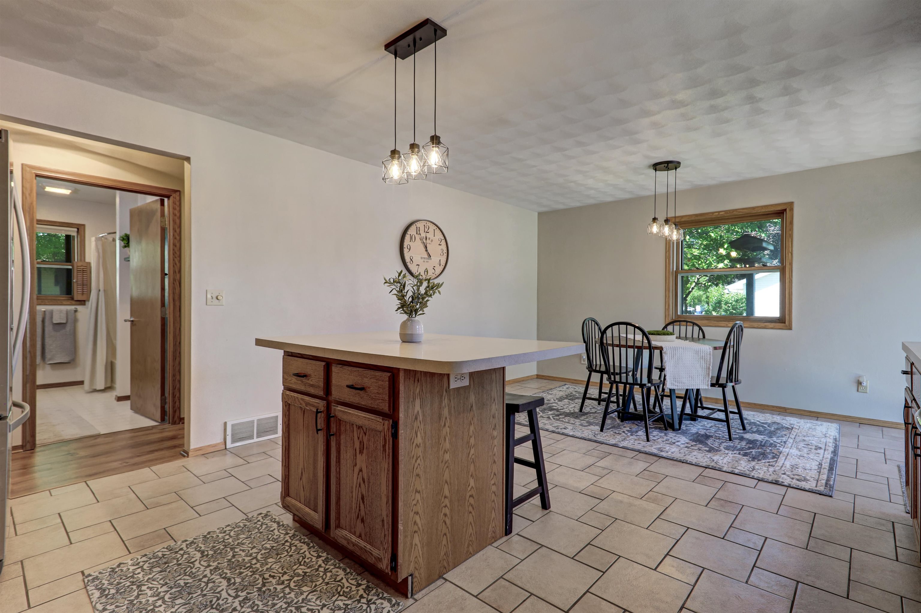 2909 South Summerset Drive Appleton, WI 54915 - Photo 15 of 42