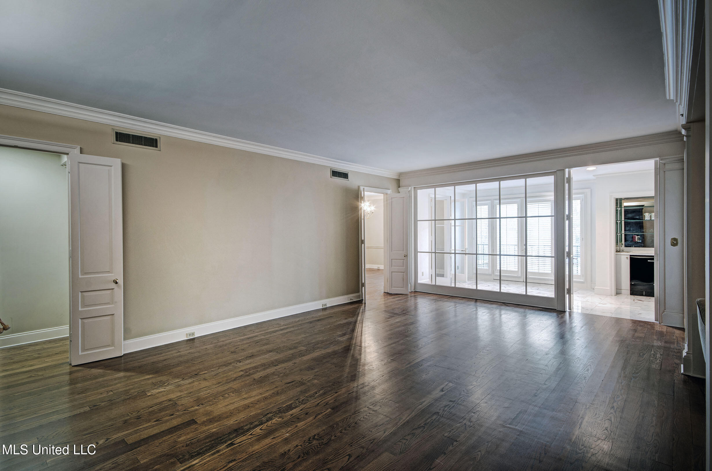 1200 Meadowbrook Road, Unit 24 Jackson, MS 39206 - Photo 16 of 49 IMGP9402_3_4