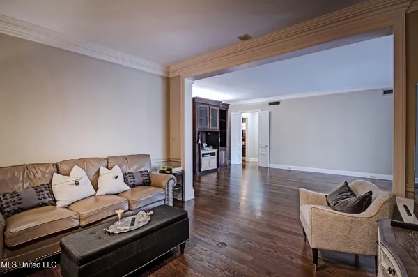 $374,900 | 1200 Meadowbrook Road, Unit 24, Jackson, MS 39206