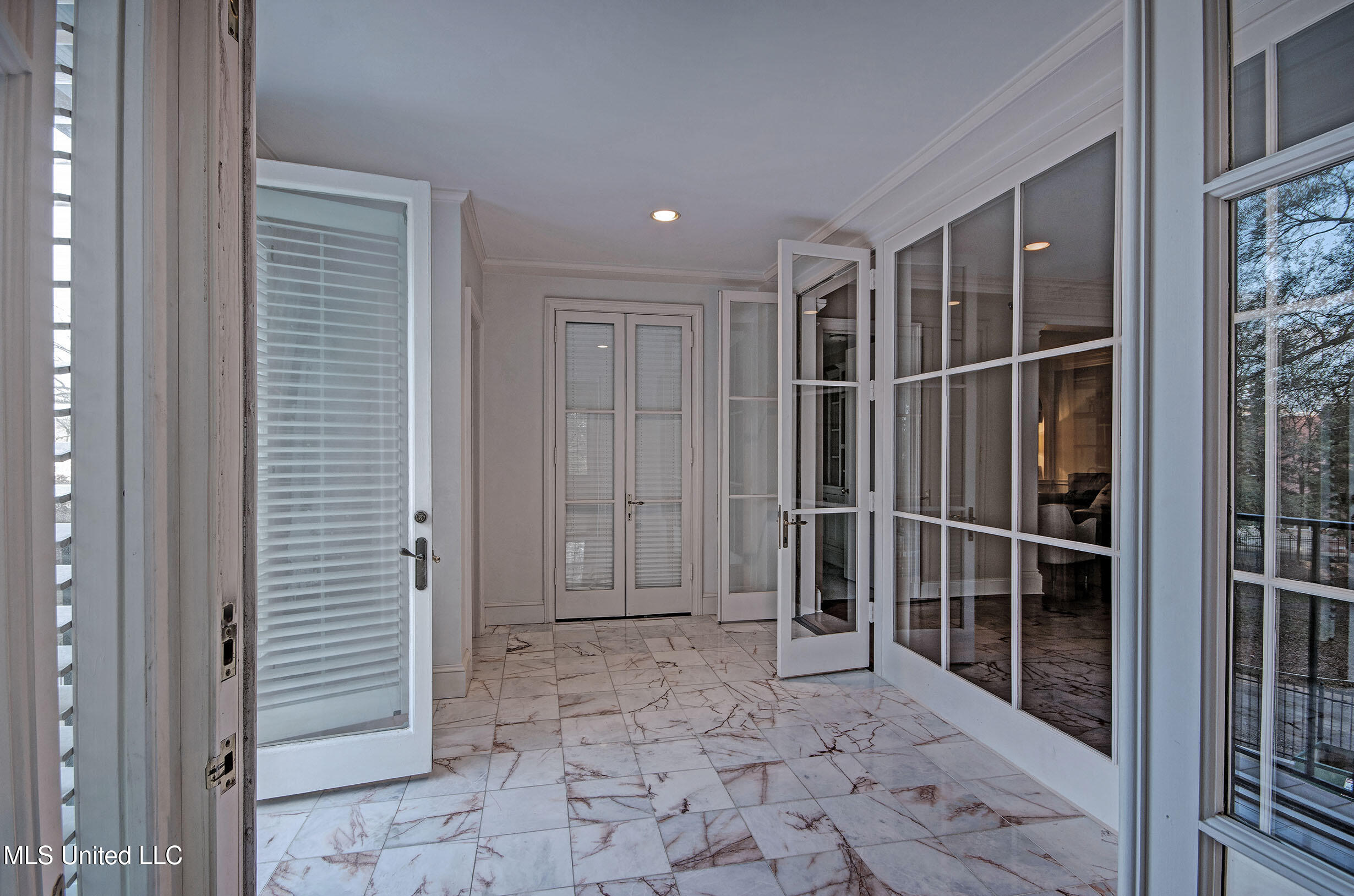 1200 Meadowbrook Road, Unit 24 Jackson, MS 39206 - Photo 20 of 49 IMGP9429_30_31