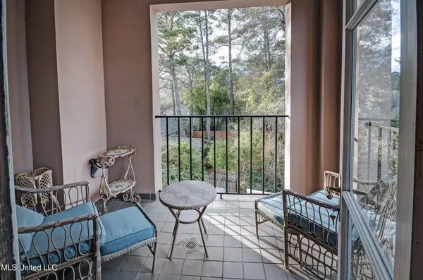 $374,900 | 1200 Meadowbrook Road, Unit 24, Jackson, MS 39206