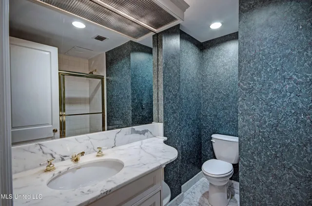 $374,900 | 1200 Meadowbrook Road, Unit 24, Jackson, MS 39206