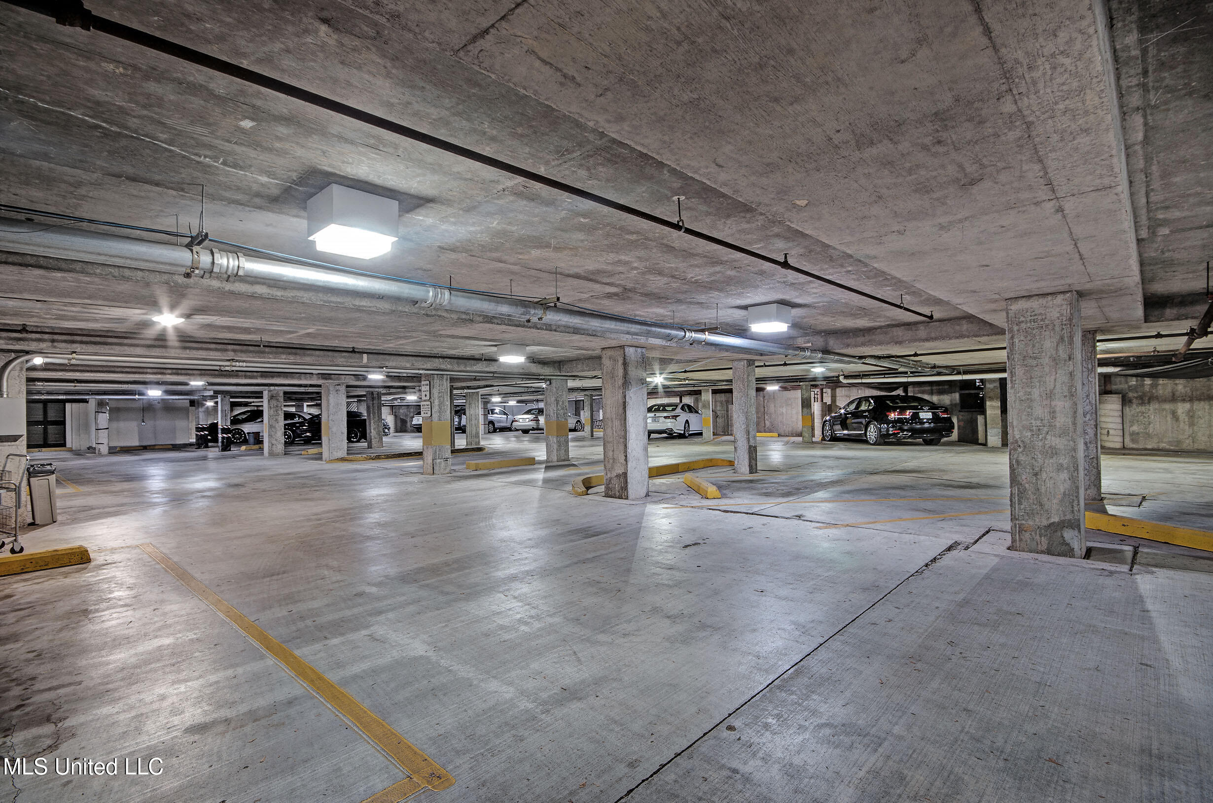 1200 Meadowbrook Road, Unit 24 Jackson, MS 39206 - Photo 42 of 49 IMGP9516_7_8