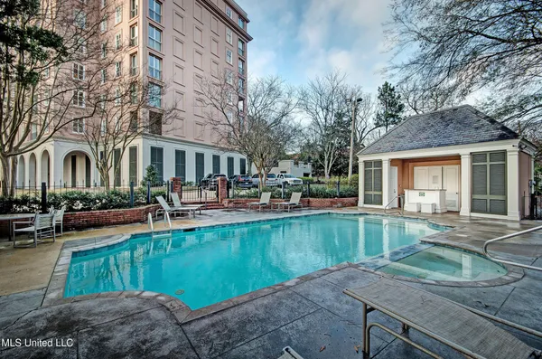 $374,900 | 1200 Meadowbrook Road, Unit 24, Jackson, MS 39206