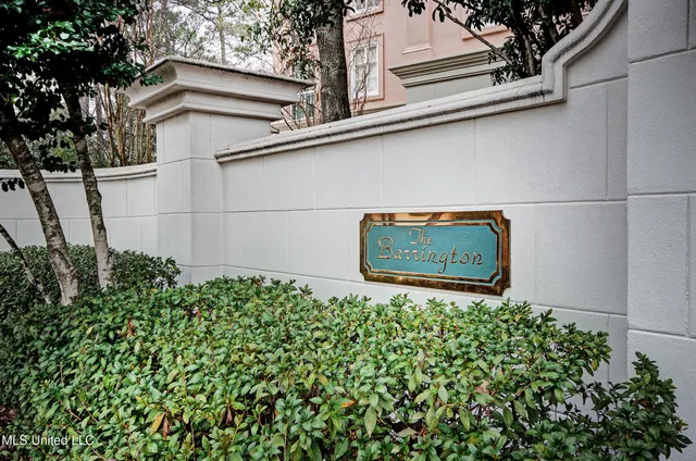 $374,900 | 1200 Meadowbrook Road, Unit 24, Jackson, MS 39206