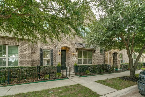 $470,000 | 2209 Zenith Avenue, Flower Mound, TX 75028