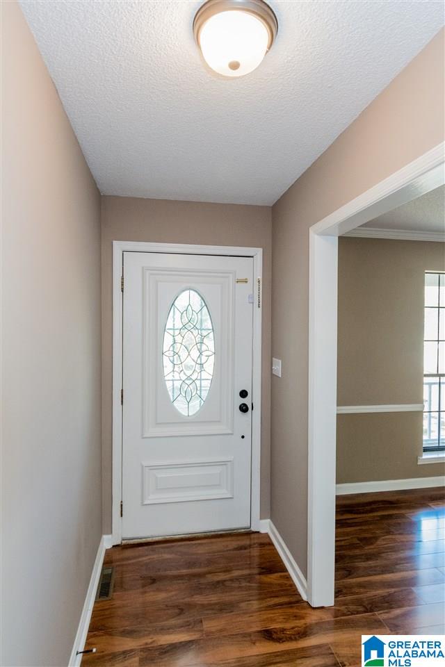 8231 Wade Road Warrior, AL 35180 - Photo 4 of 32