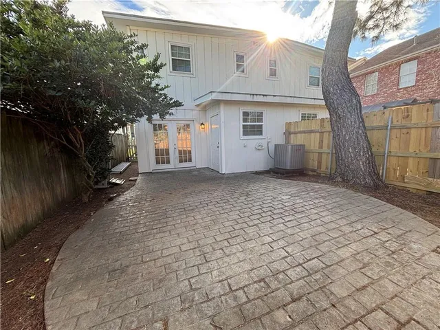 $1,900 | 323 Harney Street, New Orleans, LA 70124