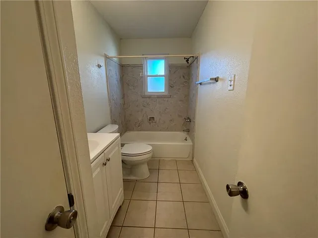 $1,900 | 323 Harney Street, New Orleans, LA 70124