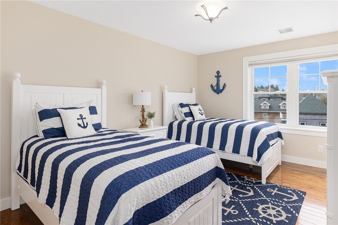 81 South Pier Road Narragansett, RI 02882 - Photo 29 of 49
