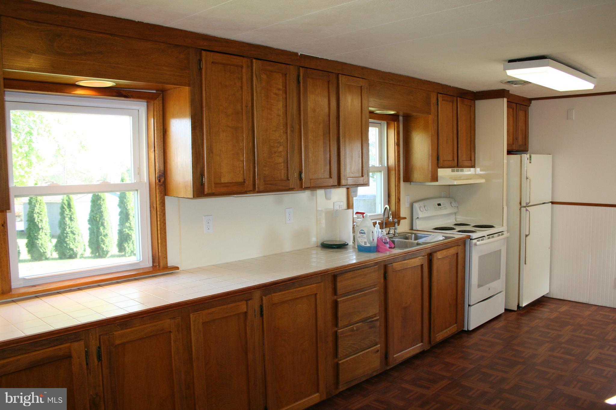 21 Hanna Lane Rising Sun, MD 21911 - Photo 4 of 15 Kitchen