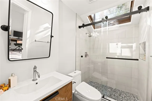 $1,295,000 | 256 Juniper Avenue, Unit B6, Carlsbad, CA 92008