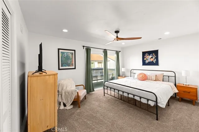$1,295,000 | 256 Juniper Avenue, Unit B6, Carlsbad, CA 92008