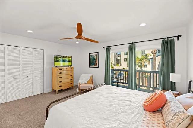 $1,295,000 | 256 Juniper Avenue, Unit B6, Carlsbad, CA 92008