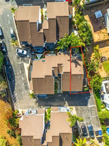 $1,295,000 | 256 Juniper Avenue, Unit B6, Carlsbad, CA 92008