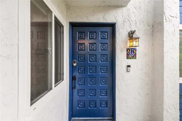 $1,295,000 | 256 Juniper Avenue, Unit B6, Carlsbad, CA 92008