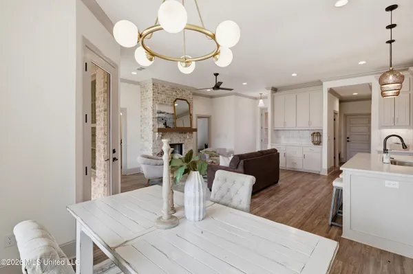 $428,900 | 232 Bronson Bend, Flowood, MS 39232