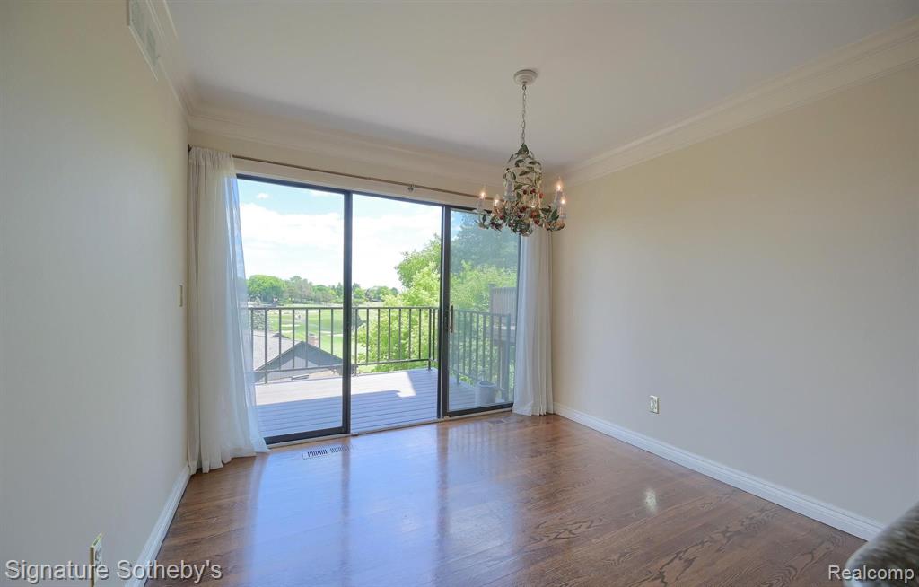 1875 Pine Ridge Lane Bloomfield Hills, MI 48302 - Photo 15 of 40