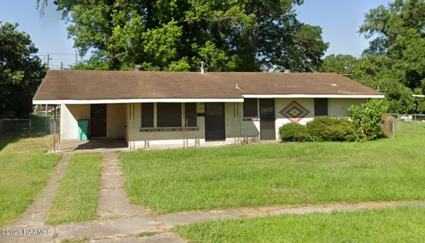 $995 | 2115 Ledoux Circle, Opelousas, LA 70570