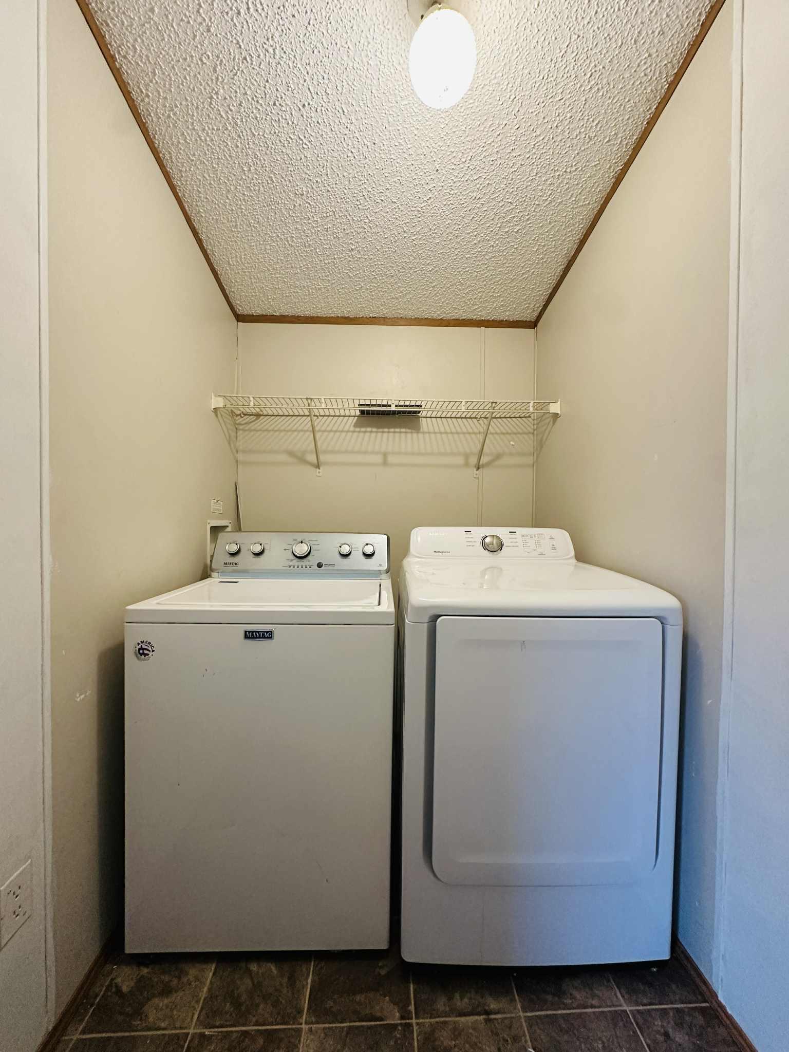 1588 Hall Street Shoreview, MN 55126 - Photo 9 of 10